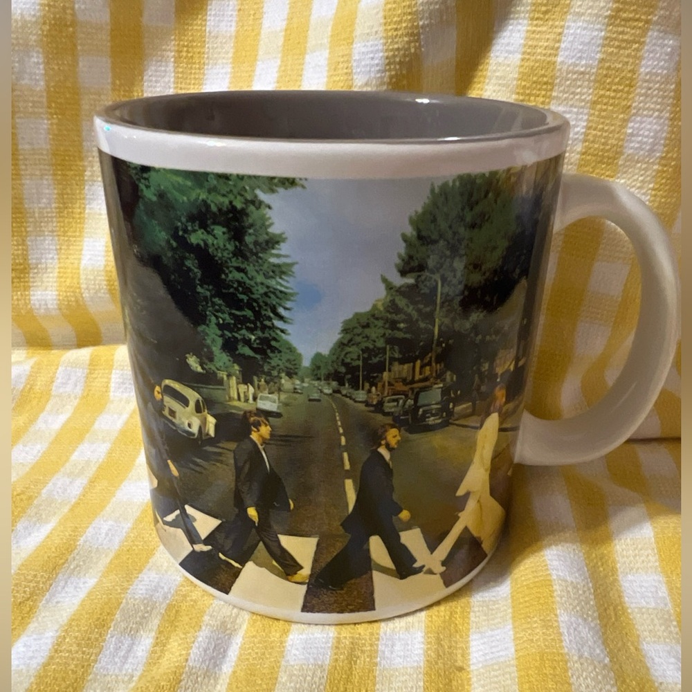 The Beatles official collectible Mug, Abbey Road, 2013